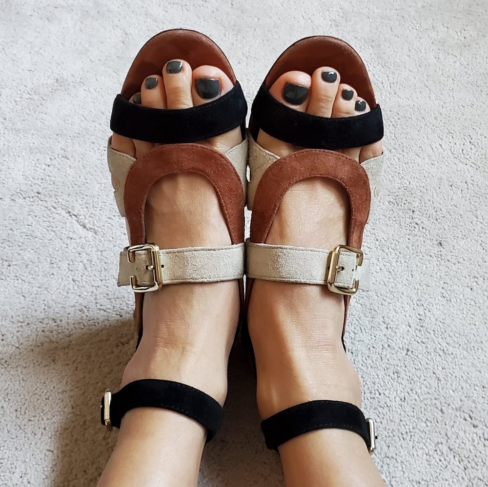 🚫SOLD🚫Rebecca Minkoff Strappy Suede Sandal - Picture 2 of 8